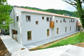 Отель Youth Hostel Ajdovscina  Айдовшчина